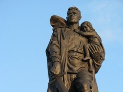 Памятник Воину-освободителю в Берлине